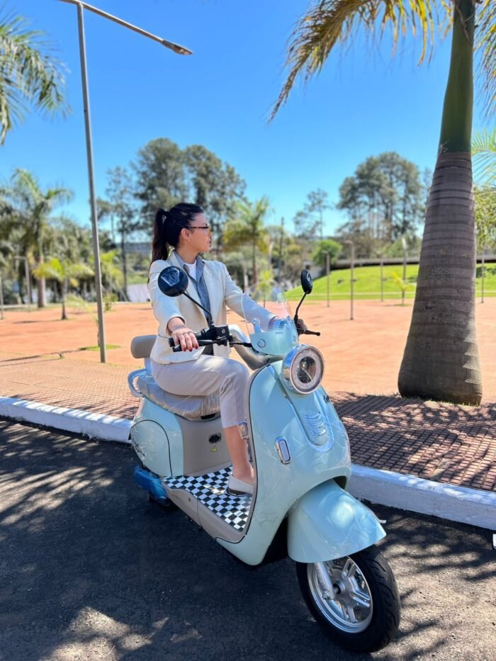 MOTO ELETRICA VESPA 800W BATERIA DE LITHIM 20AH 60V - Imagem 5