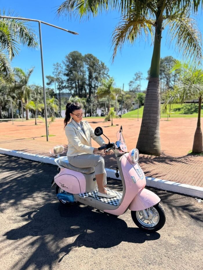 MOTO ELETRICA VESPA 800W BATERIA DE LITHIM 20AH 60V - Imagem 4