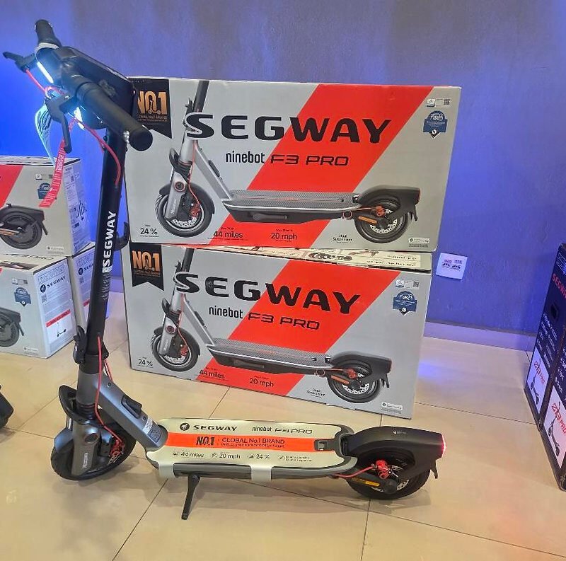 Patinete Segway F3 Pro 550 max 1200w 10,2 mah 2026